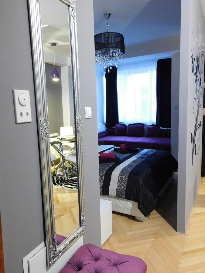 Velvet Lux Apartman Ni Kültér fotó