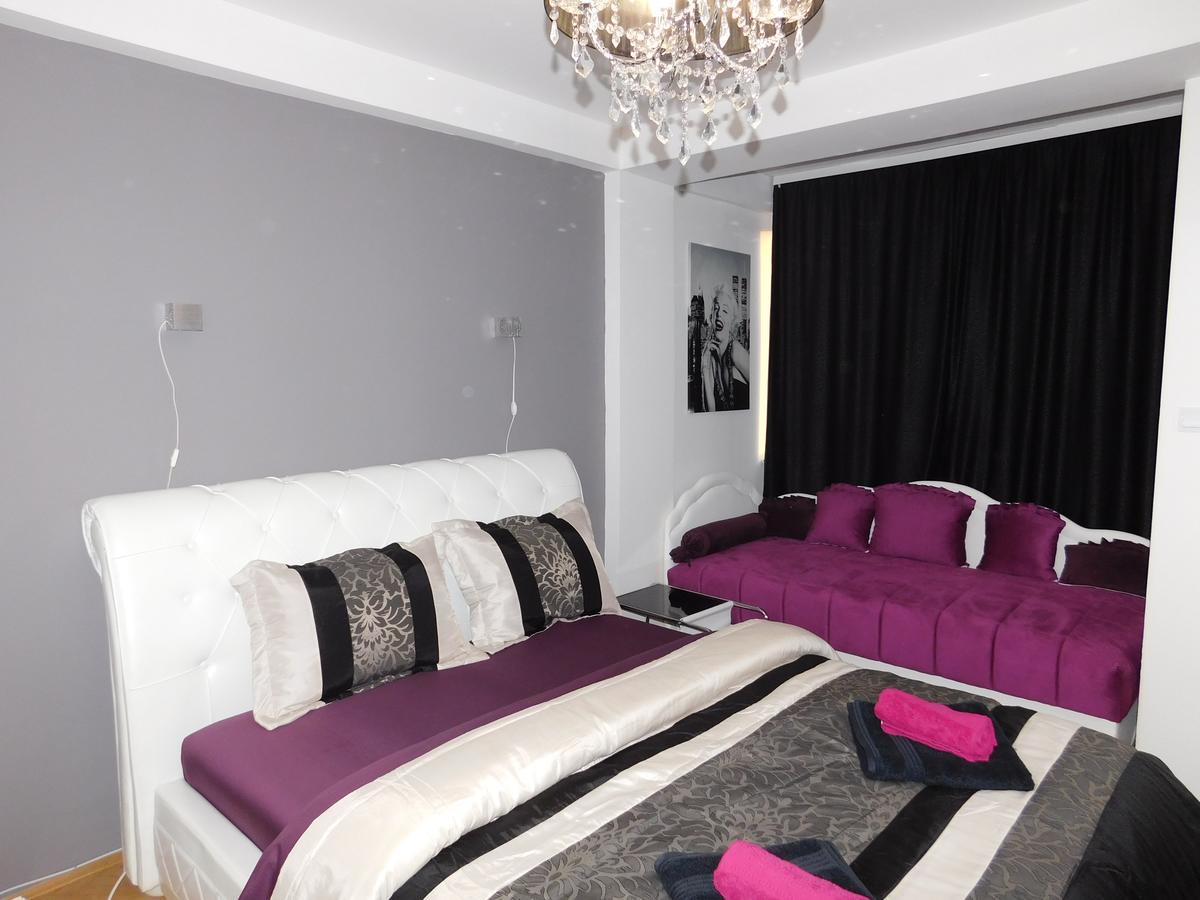 Velvet Lux Apartman Ni Kültér fotó